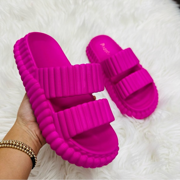 Pink Cloud Slides - Picture 4 of 6